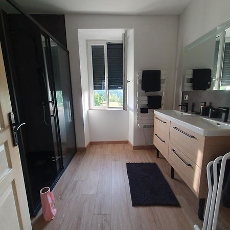 Maison Dans Ancien Corps De Ferme 4 A 6 Personnes Saint-Clement  외부 사진