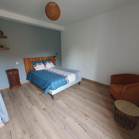 Maison Dans Ancien Corps De Ferme 4 A 6 Personnes Saint-Clement  외부 사진