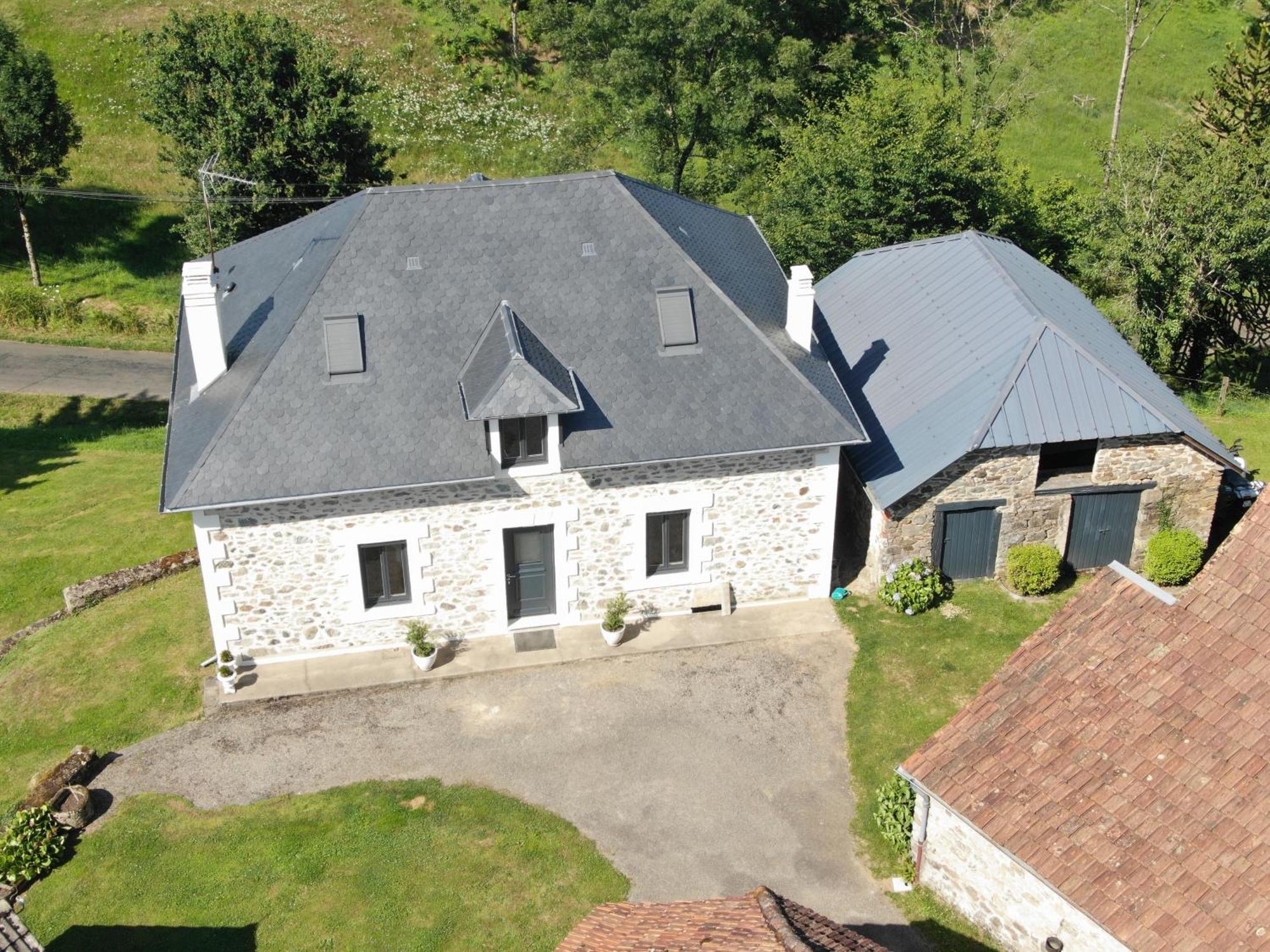 Maison Dans Ancien Corps De Ferme 4 A 6 Personnes Saint-Clement  외부 사진